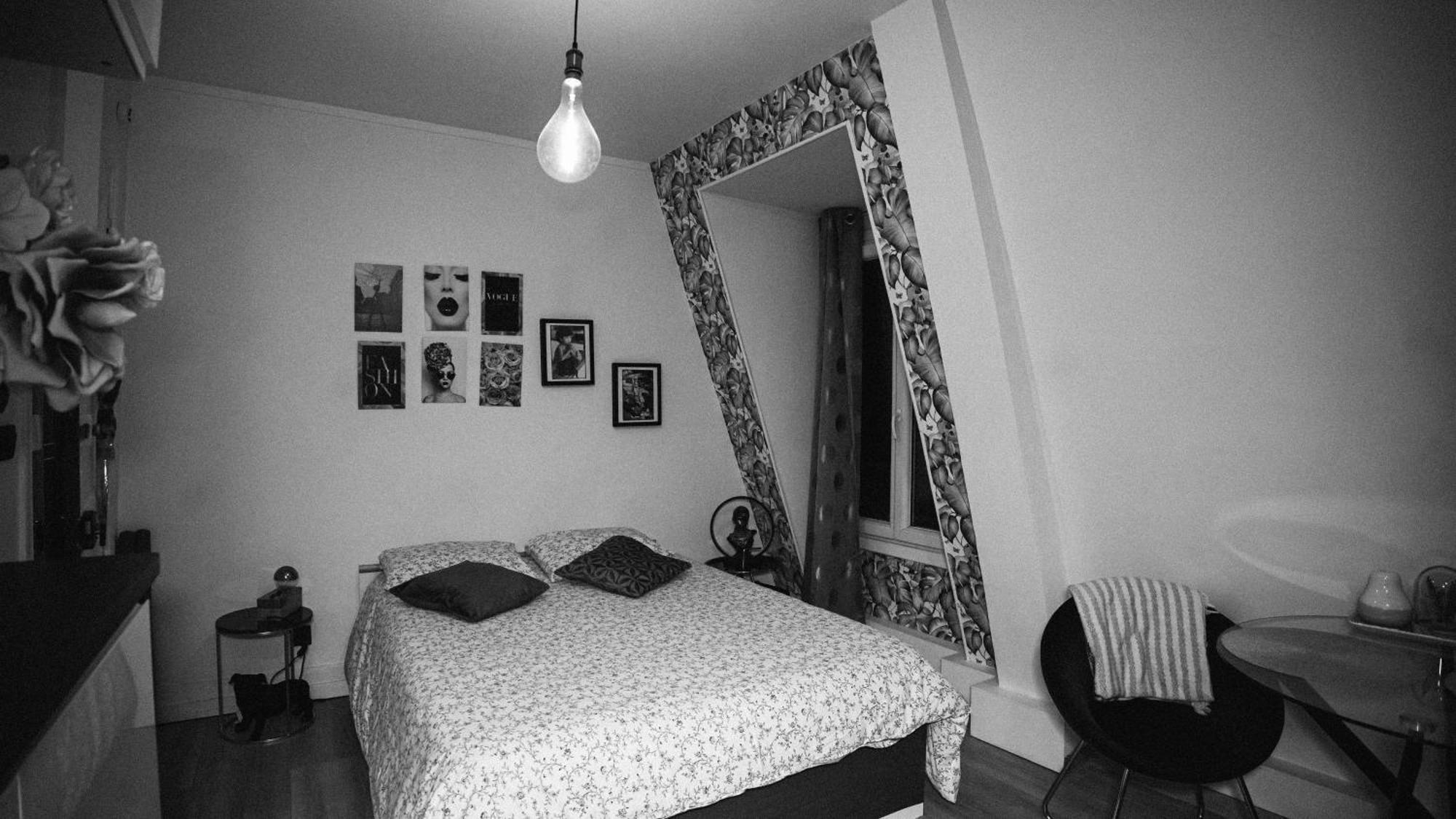 Center Eiffel Tower View Apartment *